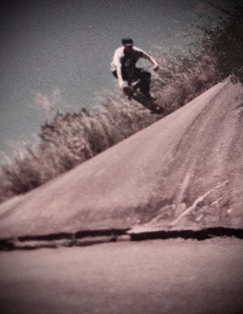 jmilligan811's tweet image. I’m doing an acid drop circa 1999 into the Paul’s Valley City Lake Spillway with a 15 foot embankment.  If I tried that now I would be in the hospital.  #skateboarding #aciddrop