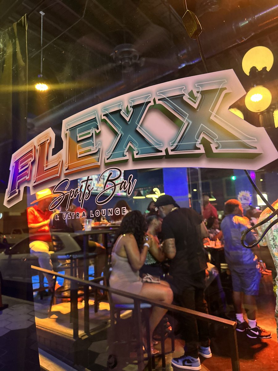 OceanDriveJeff's tweet image. #Tampa