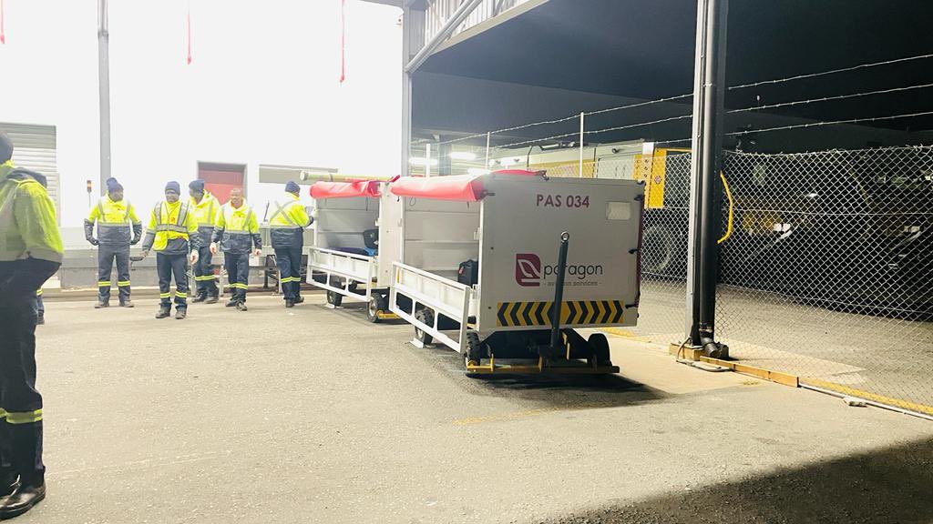 LazJacobs's tweet photo. First two flights successfully loaded and took off with no issues. #ParagonAviationServices https://t.co/OVd53w8x9E