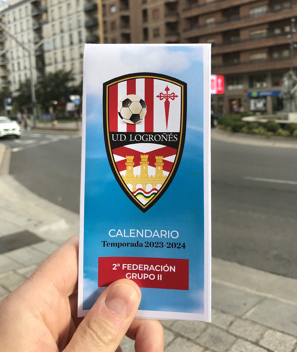 f_iruzubieta's tweet image. He preparado el clásico calendario de bolsillo con los partidos de la temporada de nuestra @UDLogrones  📒
(sigue👉)

⚪🔴⚪🔴
#UDLog  
#SegundaRFEF #UDLogroñés