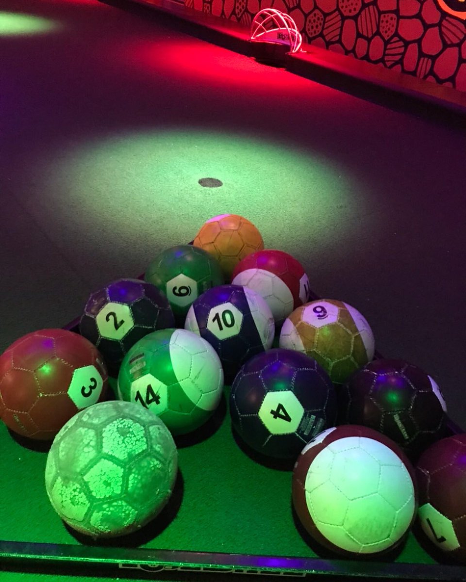 SweetMouse85's tweet photo. We was playing 3d black light Mini Golf and Pit-Pat yesterday, oh and Poolball (Billard Soccer)
It was awesome! 😎
#Blacklight #3dminigolf #pitpat #poolball #billard #soccer #gamer #WPUGamer #ShareYourGames #IndieGameDev https://t.co/nI5d8YPssh