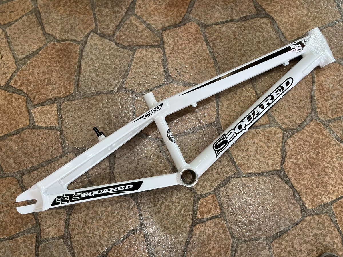 astbikes's tweet photo. キッズ#bmx ライダーさんのご注文で入荷‼️#ssquared #bmxracing 😍お待たせしました❤️#astbikes #astforest #和光 #秩父 #成増 #光が丘公園 #練馬 #板橋 https://t.co/UJPASfjUz5