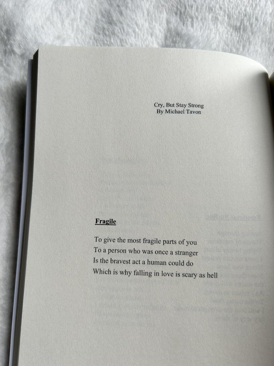 michaeltavon's tweet photo. Falling in love is scary as hell https://t.co/glWNZVvvpy