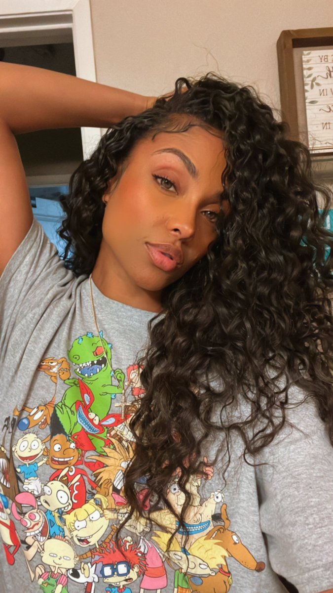 Brittney Elena💖 tweet media