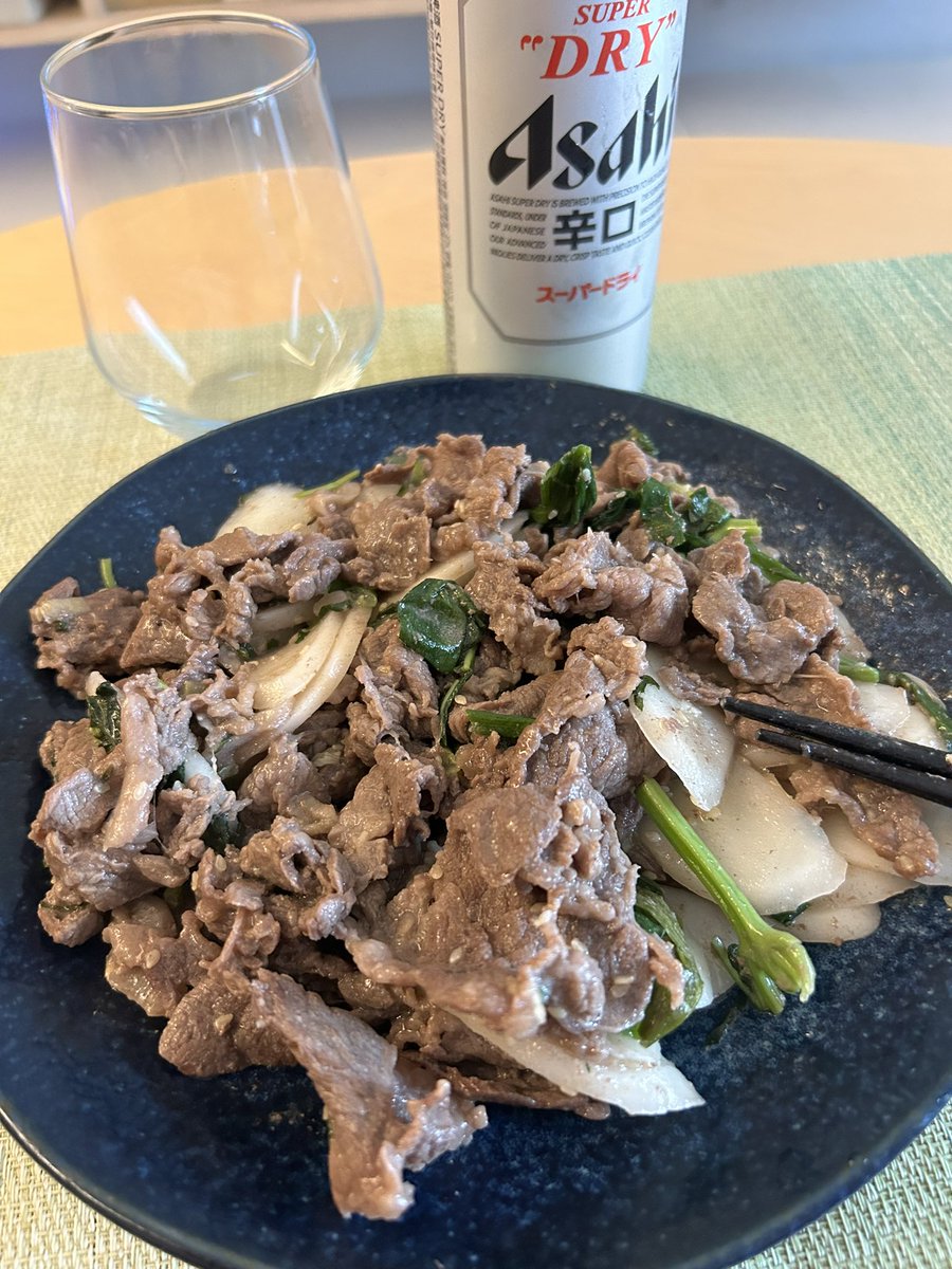 AkiraTJYS's tweet photo. 休日はやっぱりこれやねん！
#休日 #ビール #プルコギ
#weekend #beer #bulgogi https://t.co/bhFy1QKf1M