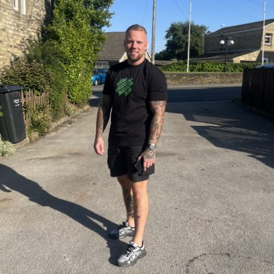 olly_marsh's tweet photo. #NewProfilePic https://t.co/6tMcllajUg