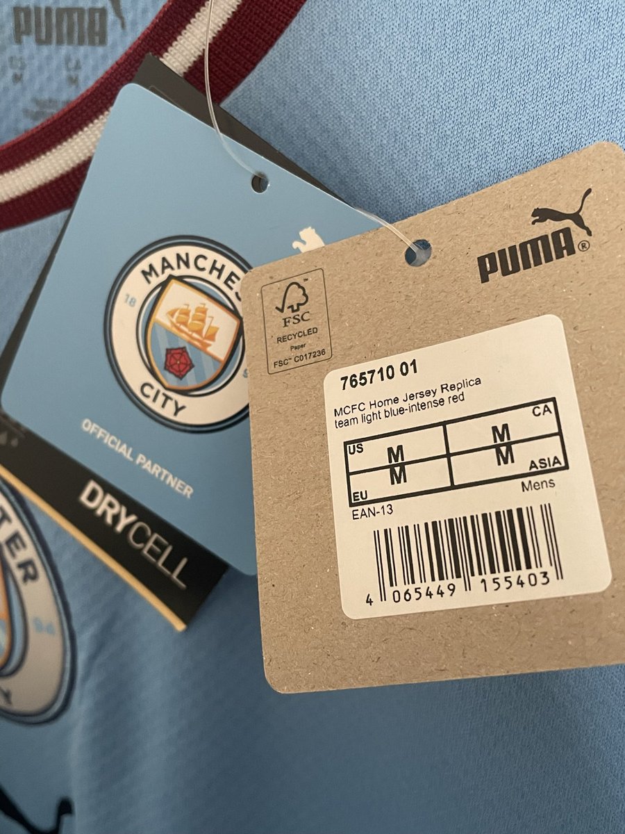 leivino's tweet photo. @Jerseyforum Man City Home Treble 2022/2023 
Size M 
BNWT 
087788018647
Price 1.2jt #jersey4sale https://t.co/S6vgLcQTFK