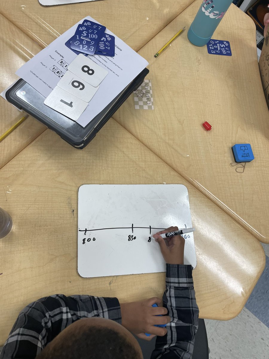 absmith_cses's tweet photo. Started adding 2 math stations today and these mathematicians did great with the challenge, and with rounding! @lexingtonelemsc https://t.co/HJYIIjQNgT