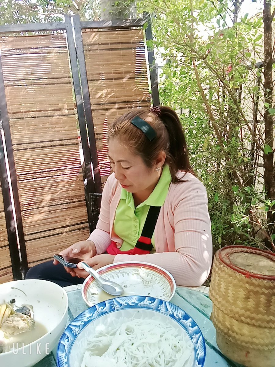 MoblieWin's tweet photo. ນາງອາຍຸ42ແລ້ວອາຍຸເປັນພງງໂຕເລກເລື່ອງບົດຕງງງຂື່ກັບຄົນສອງຄົນນັດ https://t.co/6RfbZ4uTvG