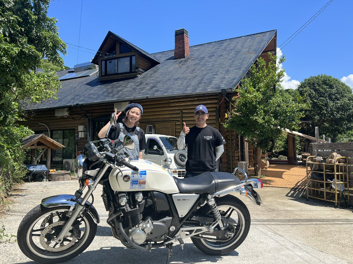 LogcafeHICKORY's tweet photo. 今日は#バイクの日 ！
ツーリングに行かれる方も多いのではないでしょうか？😊
弓張とても涼しいのでバイクを眺めながらコーヒー飲んで行きませんか？☕️
今日も21時までお待ちしております😊 https://t.co/xyADY4zZZ5