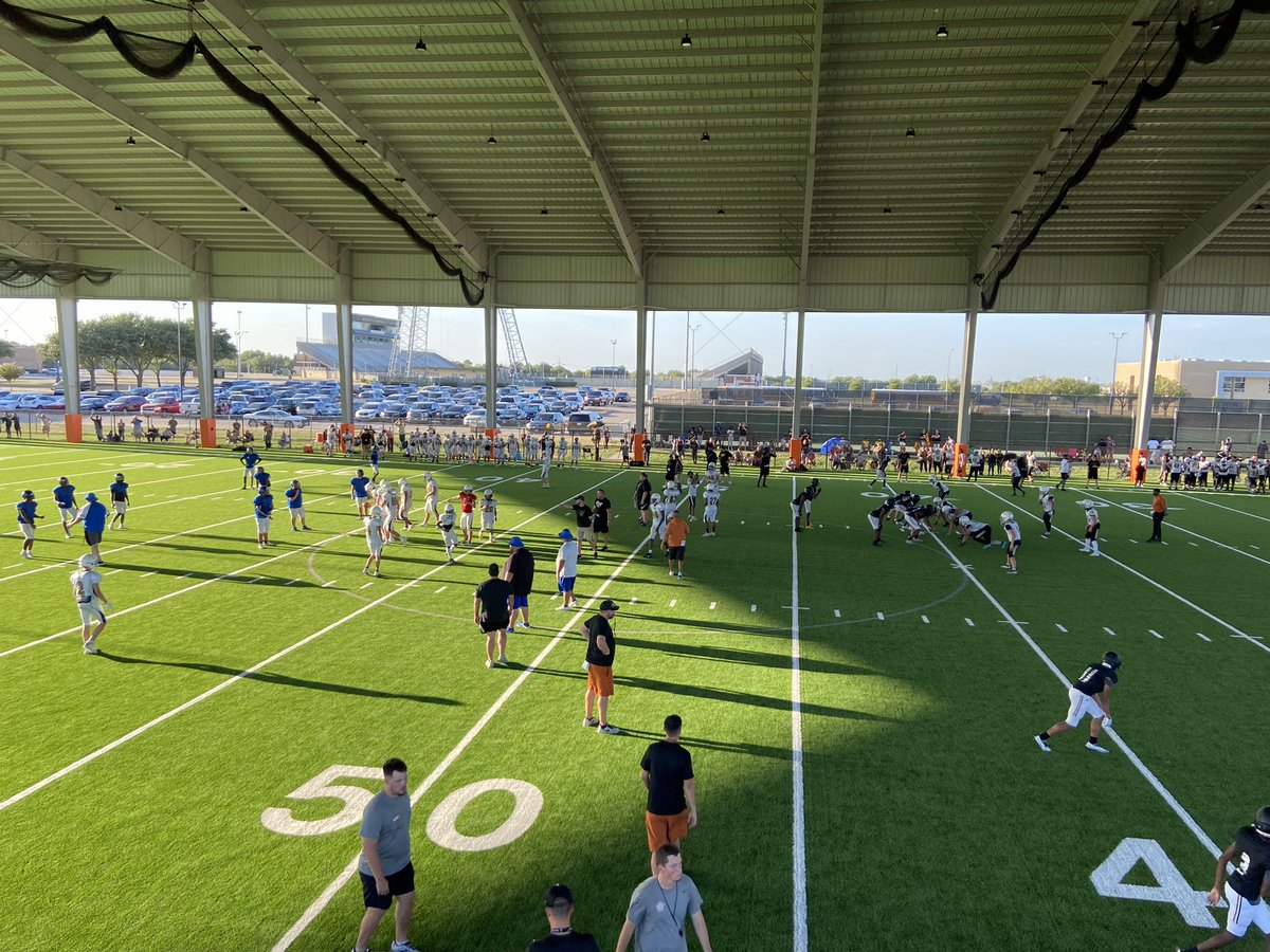 We had a scrimmage that would have been cancelled! 200+ kids that had a chance to get better! #DoMore #ChampionshipHabits