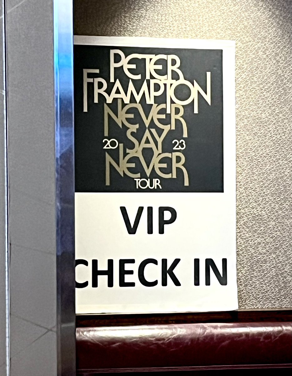 Made it through Hurricane Hilary for check in VIP: PETER FRAMPTON. @mrpeterframpton @palms #music #concert #show #lasvegas #vip #highroller #thehostoflasvegas  @peterframpton @1stladyofvegas @JoeDamicoWins