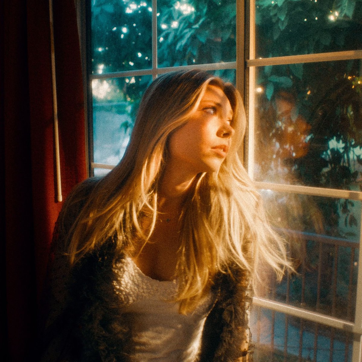 ThePRPress's tweet photo. NEW MUSIC ROUNDUP ☮️🍍💖 halfway through August recommendations from our inbox! Stream on the artists' pages and show some support. You know you love good music.

More at https://t.co/tWM77AuZmW https://t.co/V7CBB54jQZ