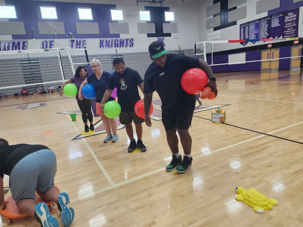 supportphysed's tweet image. ExSEL 2.0 was so fun to teach! Let's go CMS PhysEd! We had a great time learning simple ways to integrate basic fitness and SEL into lessons we already teach! #letthemtalk #physed #ExSEL