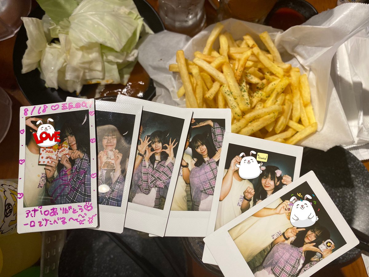 Yuu_Ki3_'s tweet photo. 昨日の五反田、昼のライブ後の飲み🍻
お酒も美味しく飲めたわぁ〜(≧∇≦)
めっちゃ癒されたわぁ〜✨✨
#FullTune https://t.co/H5dTdLlLok