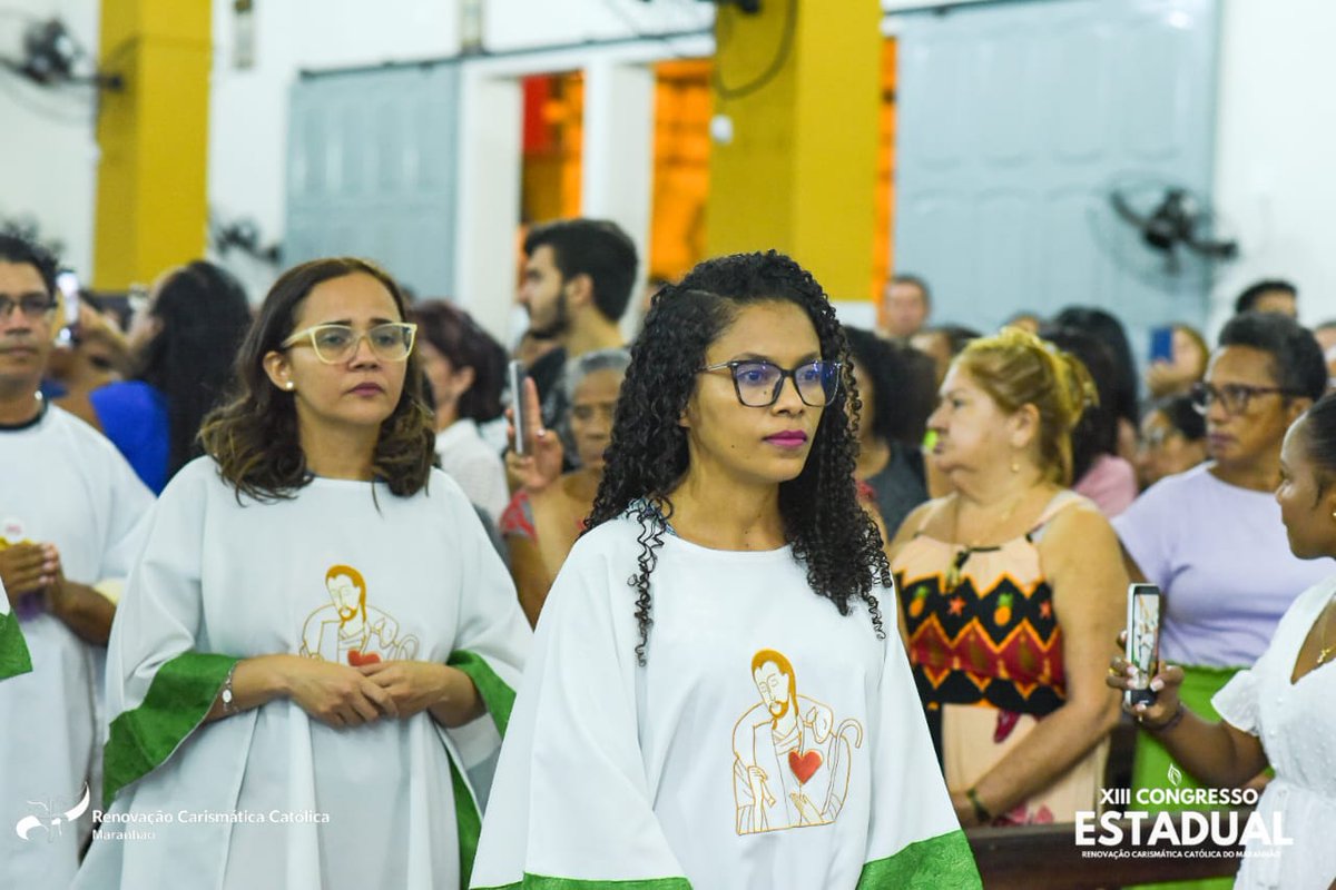 rccma's tweet photo. Iniciamos o Congresso do Louvor!
O Santuário de Nossa Senhora da Conceição, no Monte Castelo, ficou repleto de carismáticos nesta sexta-feira (18).
#Rccmaranhaooficial
#CongressodoLouvor
#Congressoestadualrccma
#XIIICongressoEstadual
#FortaleceivosnoSenhor
#Rccma #IgrejaCatolica https://t.co/Qx7wk1SGj8