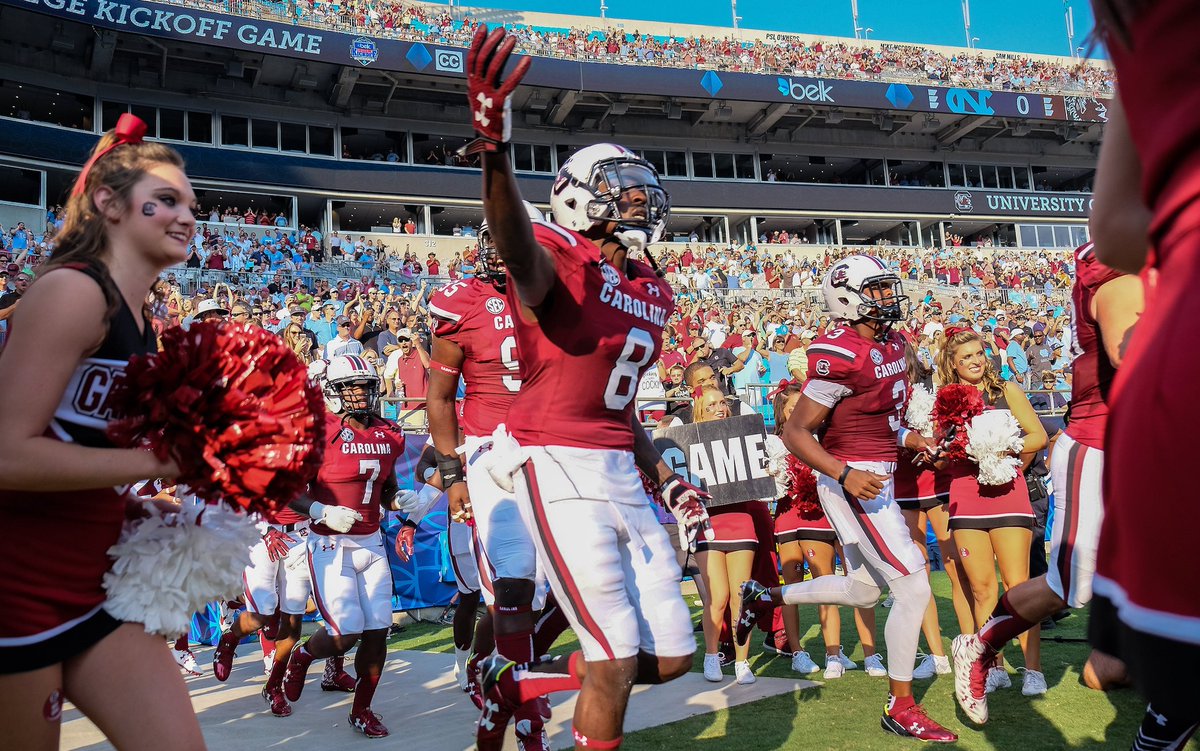 BCrawford247's tweet photo. It's going down two weeks from tonight in Charlotte.

South Carolina or UNC? Drop your predictions below and let the rivalry commence.👇 https://t.co/ZHyEujzZOa