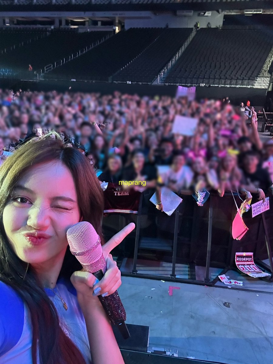 lsloops's tweet photo. WE GOT THE PHOTOS 😭 https://t.co/NRdwxGh8Rk