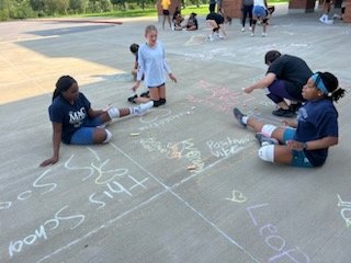 LMSAthletics_'s tweet photo. To end the First week of Practice Lange Volleyball and Cheer wrote Inspirational Chalk Sayings at the Entrance to welcome everyone back!
#LMSBest #LMSLeopards #WackyTeach https://t.co/mG88tl9zYX
