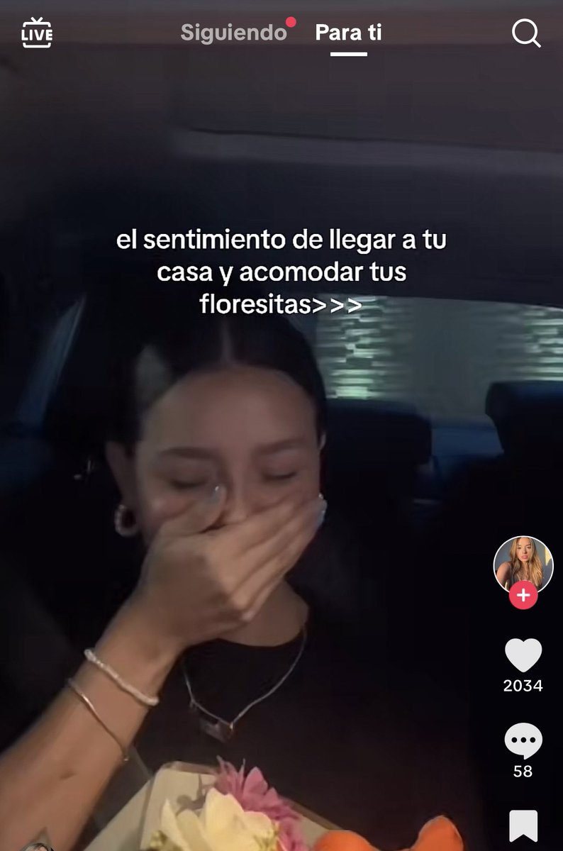 Yo amando regresar a mi casita con mi ramo de flores