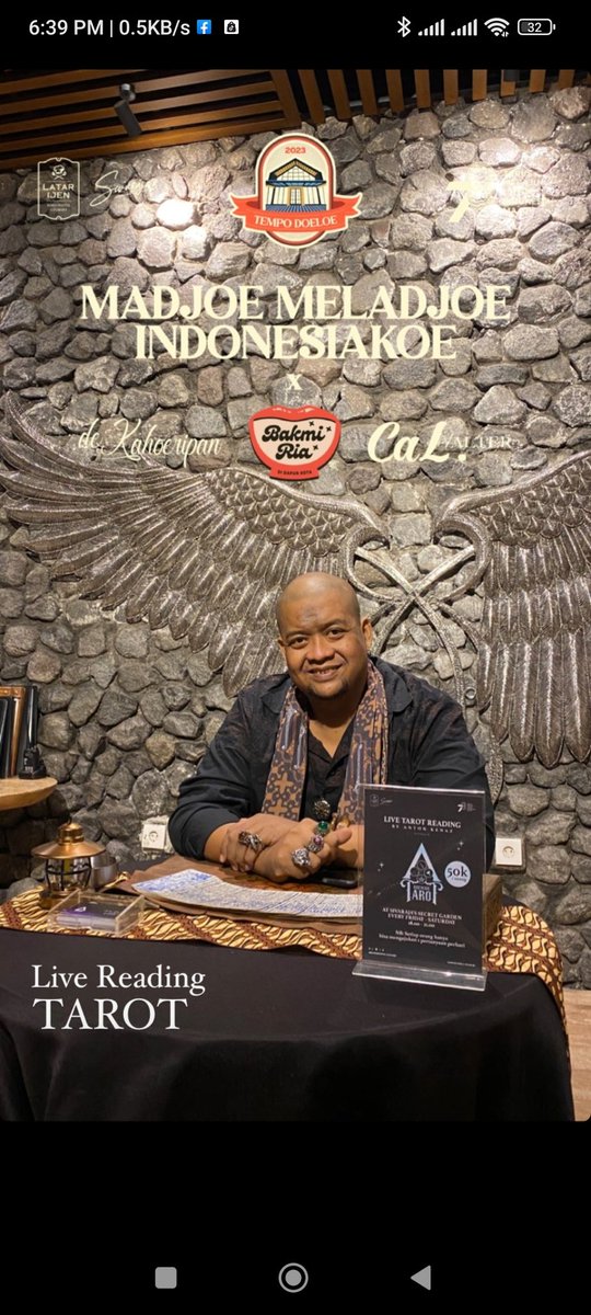 Yuk ramein yg mau baca tarot tiap jumat dan sabtu di Latar Ijen secret garden lantai 3. 6pm-9pm. #tarotmalang #infomalang