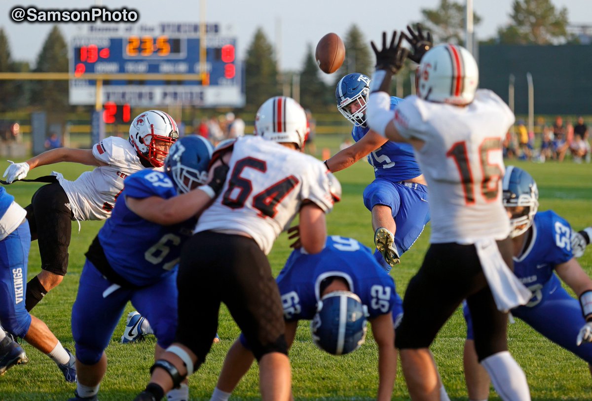 SamsonPhoto's tweet image. .@kindredfootball takes on @CCSquirrelFB in the #NDpreps #FridayNightLights opener in week zero.