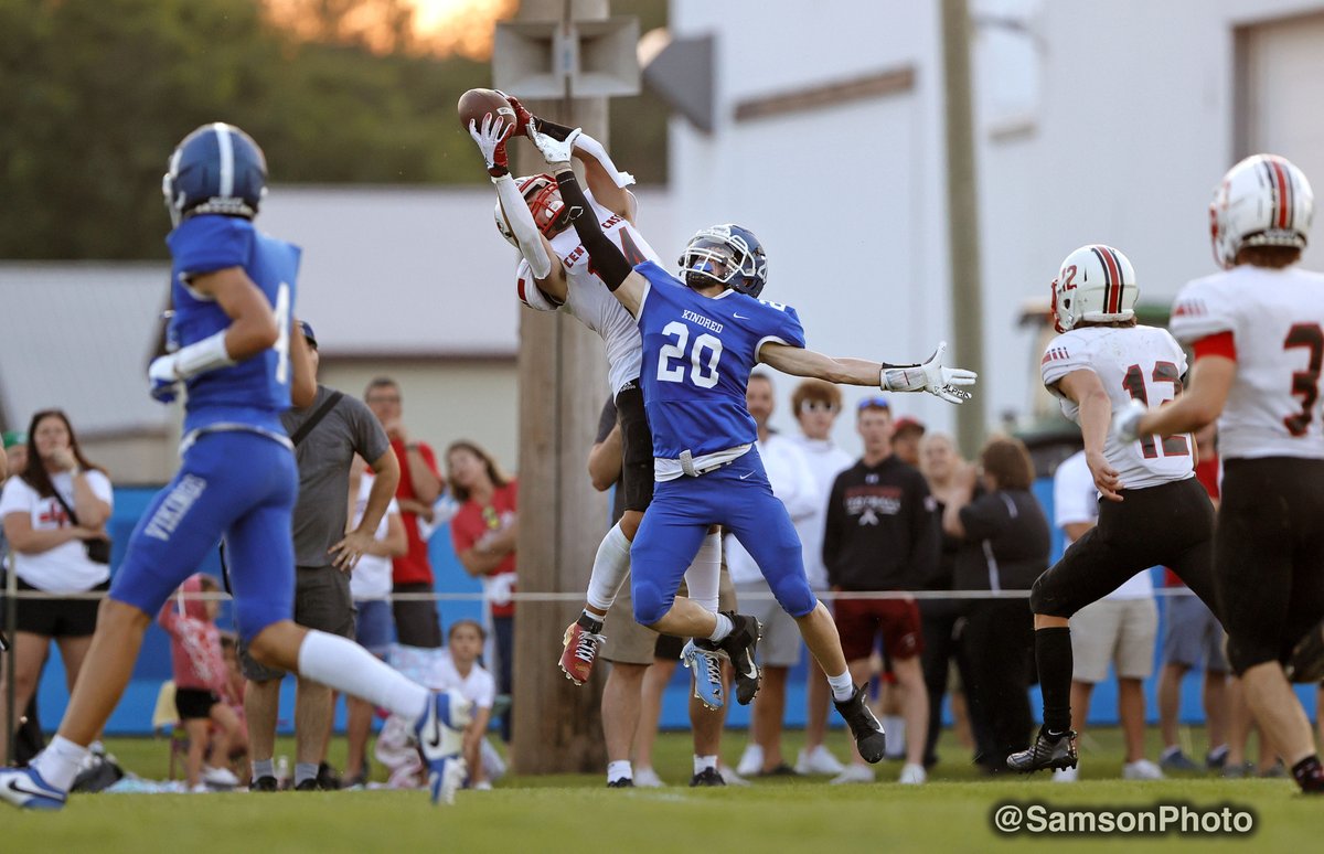SamsonPhoto's tweet image. .@kindredfootball takes on @CCSquirrelFB in the #NDpreps #FridayNightLights opener in week zero.