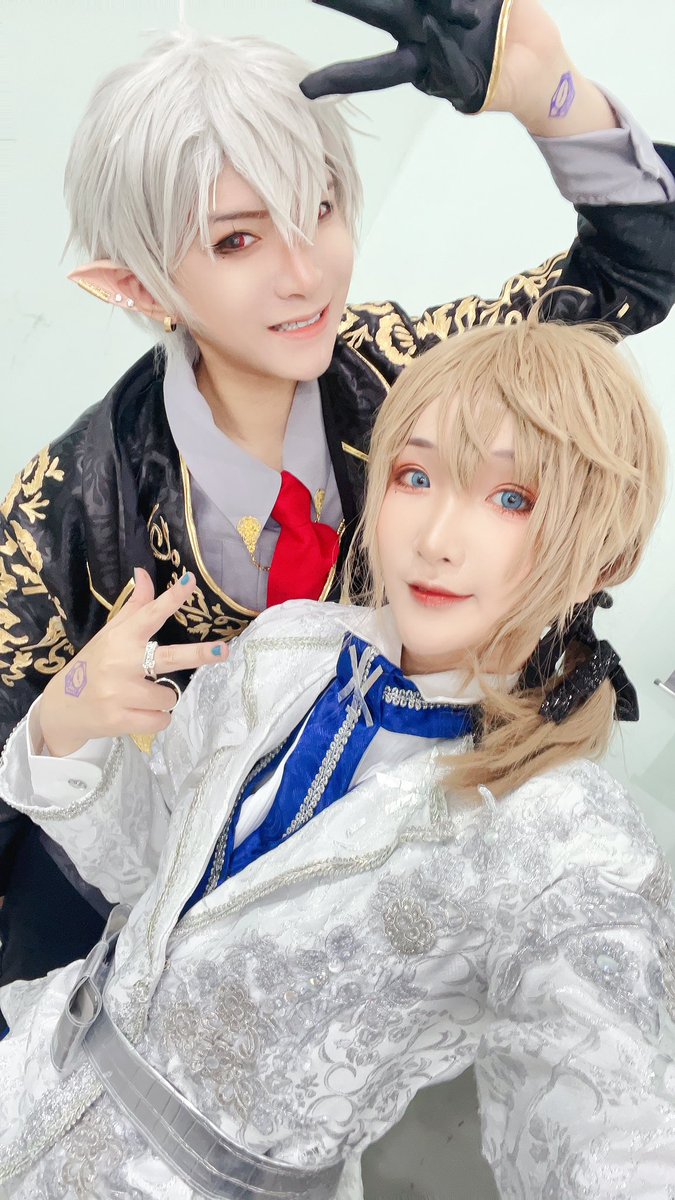 CWTK42-攤H07-H08開攤一陣子啦❤️
梓官-Azusa #叶
侰Chun #葛葉  黑黑五週年 #ChroNoiR <a href="/miomimi77/">侰Chun</a>