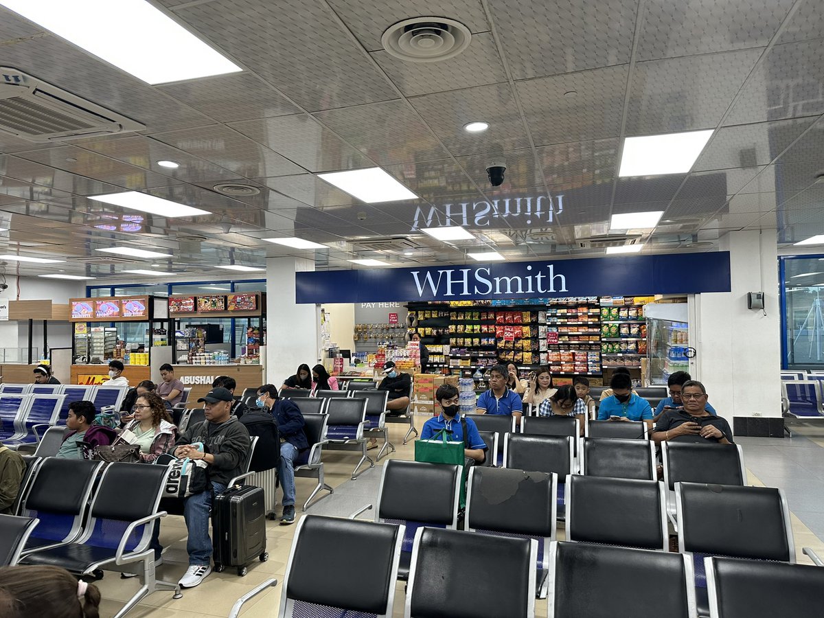 What’s the furthest afield you’ve seen a <a href="/WHSmith/">WHSmith</a> This is Languindingan airport on Mindenau, Philippines. Approx. 10,400km from London #homefromhome