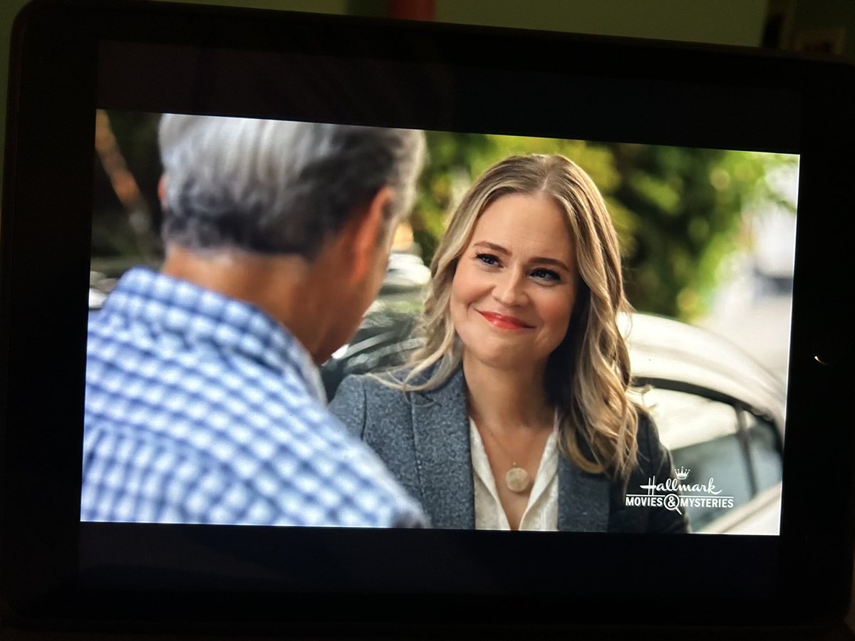 “I’m gonna go build a gazebo for my two favorite people in the world...”

This father/daughter relationship between Joe & Shane is truly one of the best parts of SSD 🥰💙 

@TheRealGregoryH @kristintbooth @hallmarkmovie @RandPope #POstables #RenewSSD #OpenTheDLO