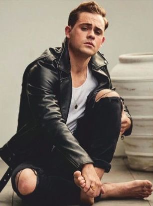 ——; Aussie Scruff.