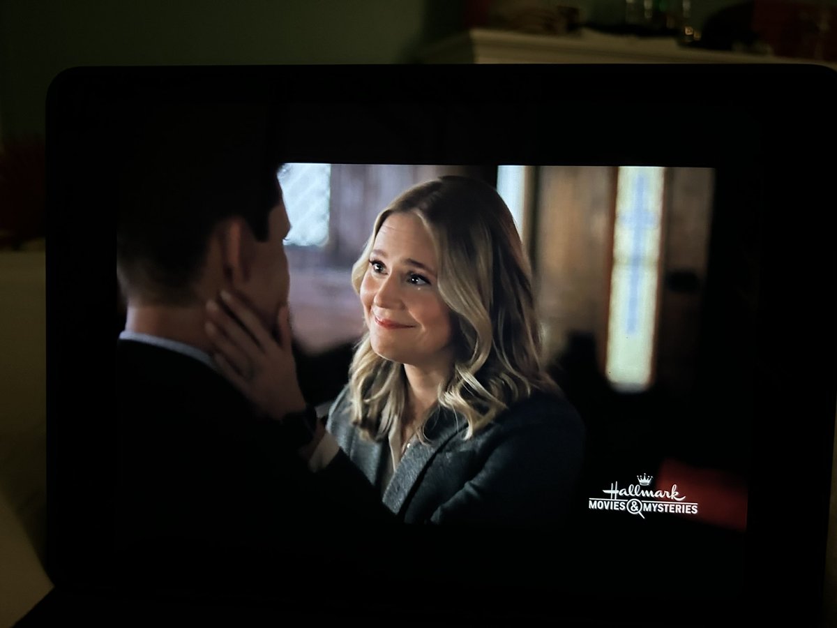 Shane’s love & compassion for Oliver is so telling in these first vows in the chapel 🥹😍

“For better or worse”, she will ALWAYS stand by her man ❤️ 

@hallmarkmovie @RandPope #POstables #RenewSSD #OpenTheDLO