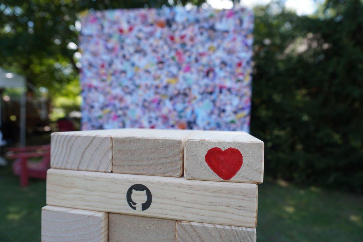 lasr21's tweet image. Some pics for day 1 of #Hackcon. The conference for #Hackathon organizers, I love the conversations, all the attended energy and the good vibes around. 

This is my second year as part of the @GitHubEducation crew 🤩🤩🤩🤩