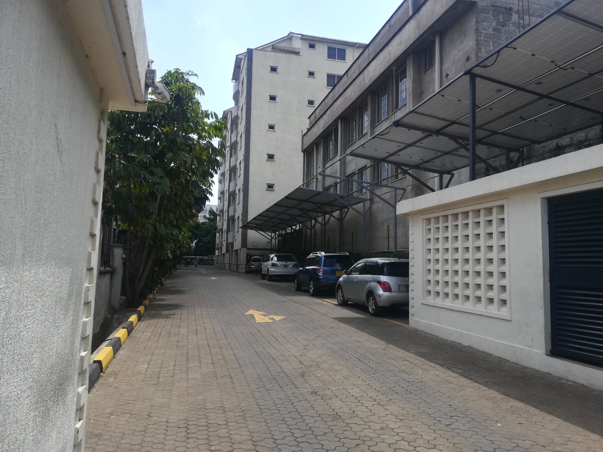 AbeemexP's tweet photo. 2 BEDROOM PENTHOUSE FOR RENT IN WESTLANDS. 

RENTAL PRICE:-120,000Kshs.

☑️2  Bedroom Ensuite plus dsq Penthouse. 
☑️The same building has a 3 Bedroom for sale 25Million. 

CALL/WHATSAPP:-0796823171 /0112297859. 

#furnishedapartments#westlandsrentals#abeemexproperty https://t.co/OtoRtSZXlU