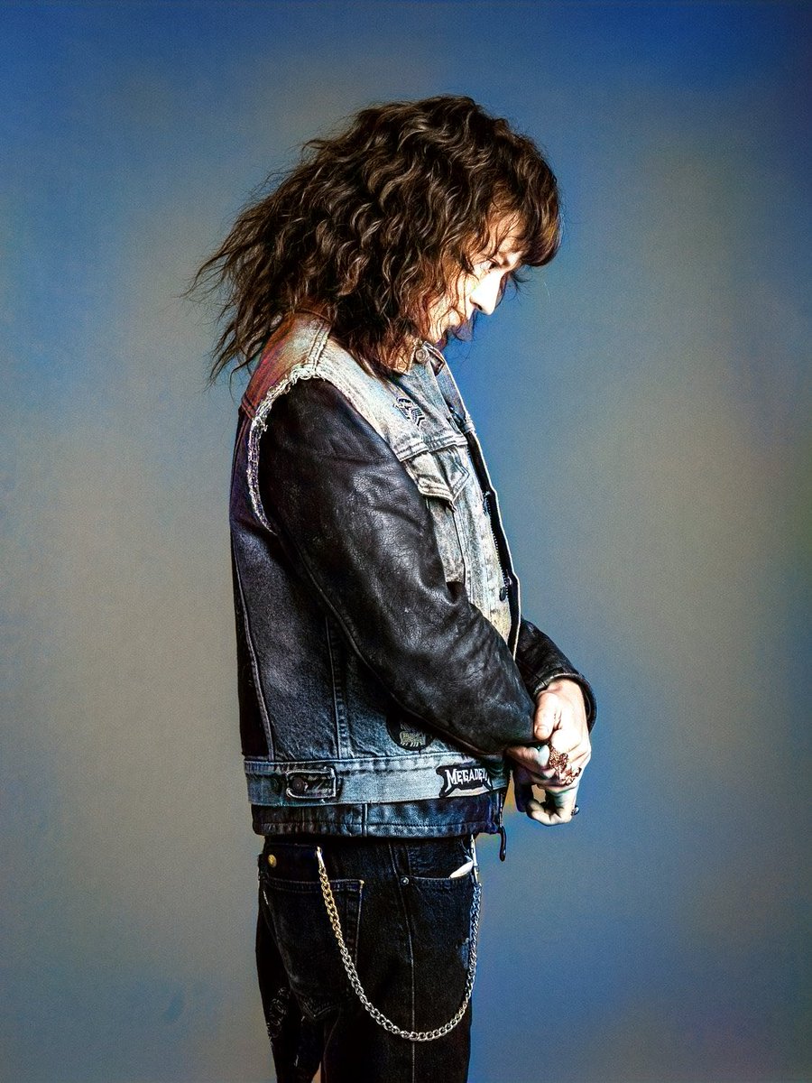 vengajoes's tweet image. Just incase we never see a colour version