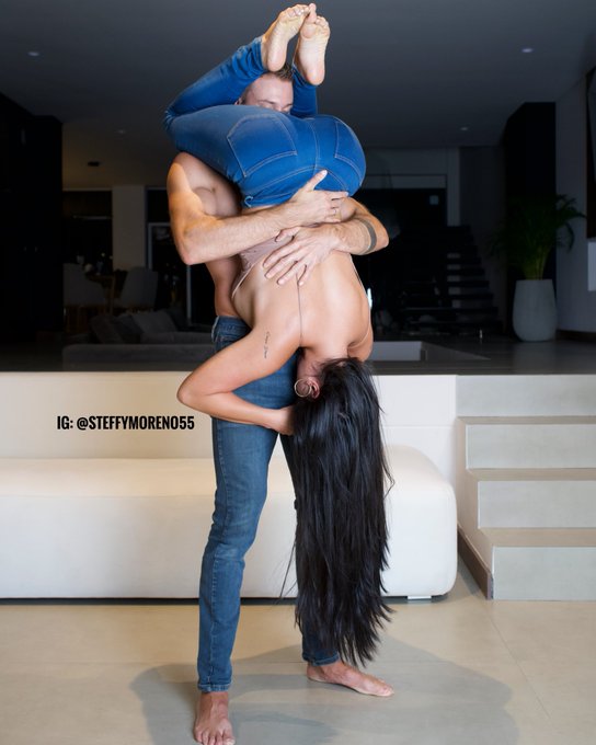 Watch Steffy Moreno's leaked NSFW photo on TwXstars