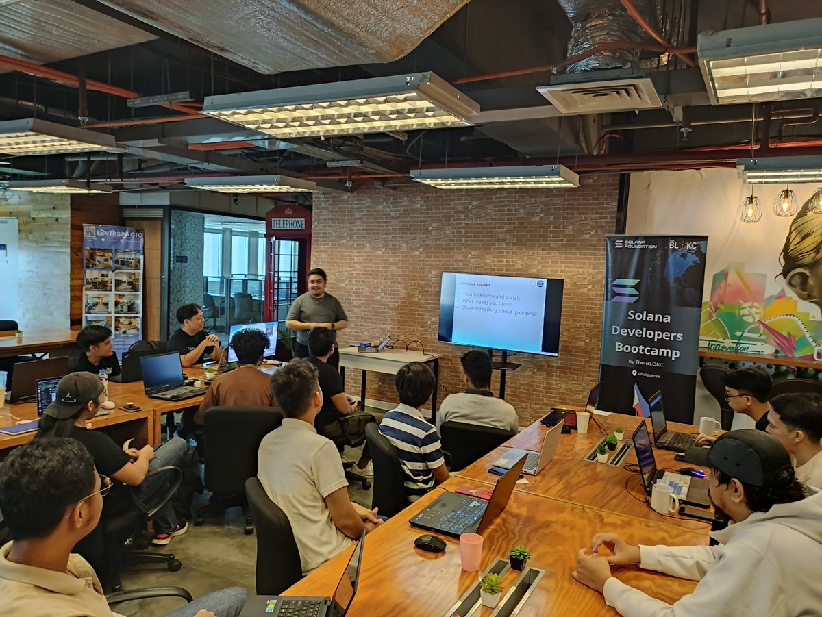 theblokcgroup's tweet image. #SolanaDevelopersBootcamp #THEBLOKC #sticollege #SolanaFndn #LearnAndRise #JoinTheRevolution