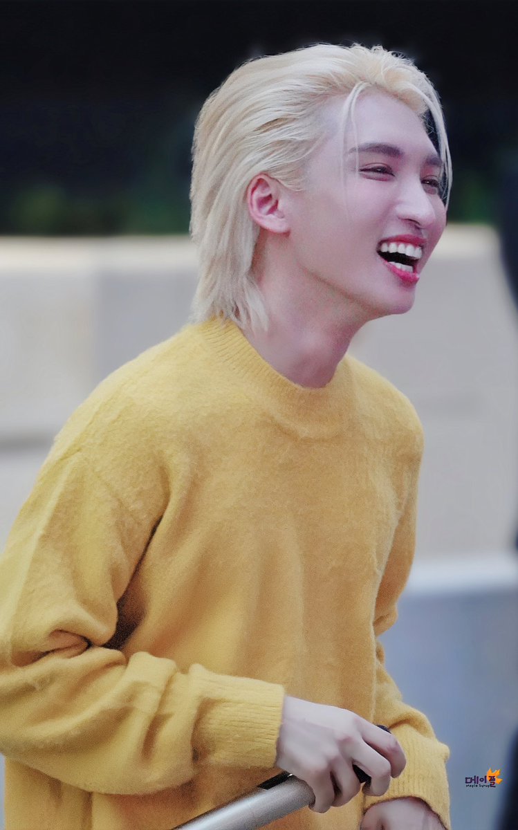 ꒰ 𝗡𝗼𝗲𝘂𝗹 𝗺𝗼𝗿𝗻𝗶𝗻𝗴 ꒱ 

<a href="/Noeul_lee6/">Noeul</a>
 
#NoeulAnnyeong
#MagentaBoy #Noeulnuttarat