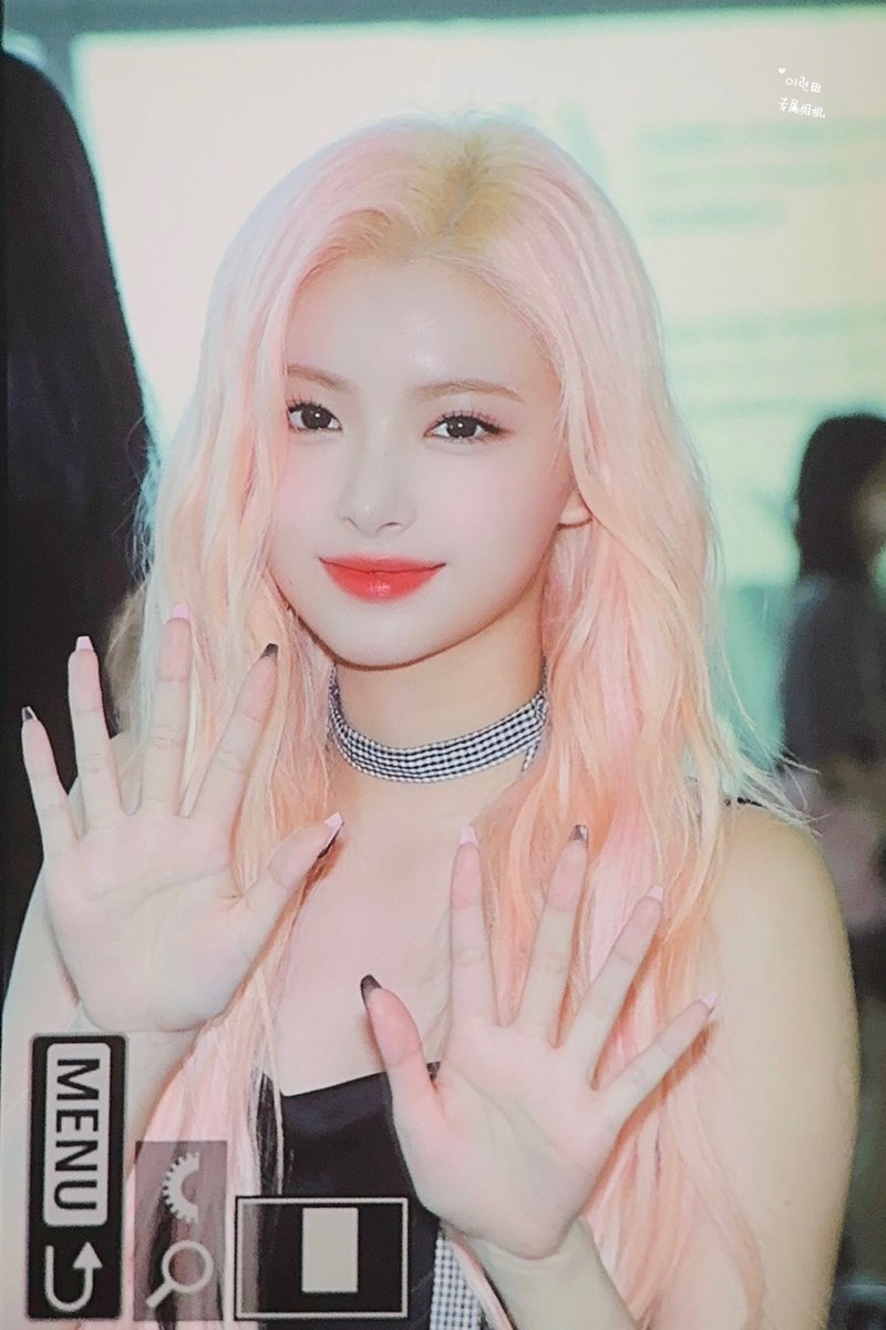 Altair1229's tweet image. 230819 ICN 출국 프리뷰

#이런 #왕이런 #王怡人 #YIREN
#EVERGLOW #에버글로우