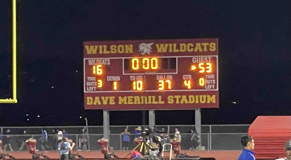 LAHS Conquerors tweet media