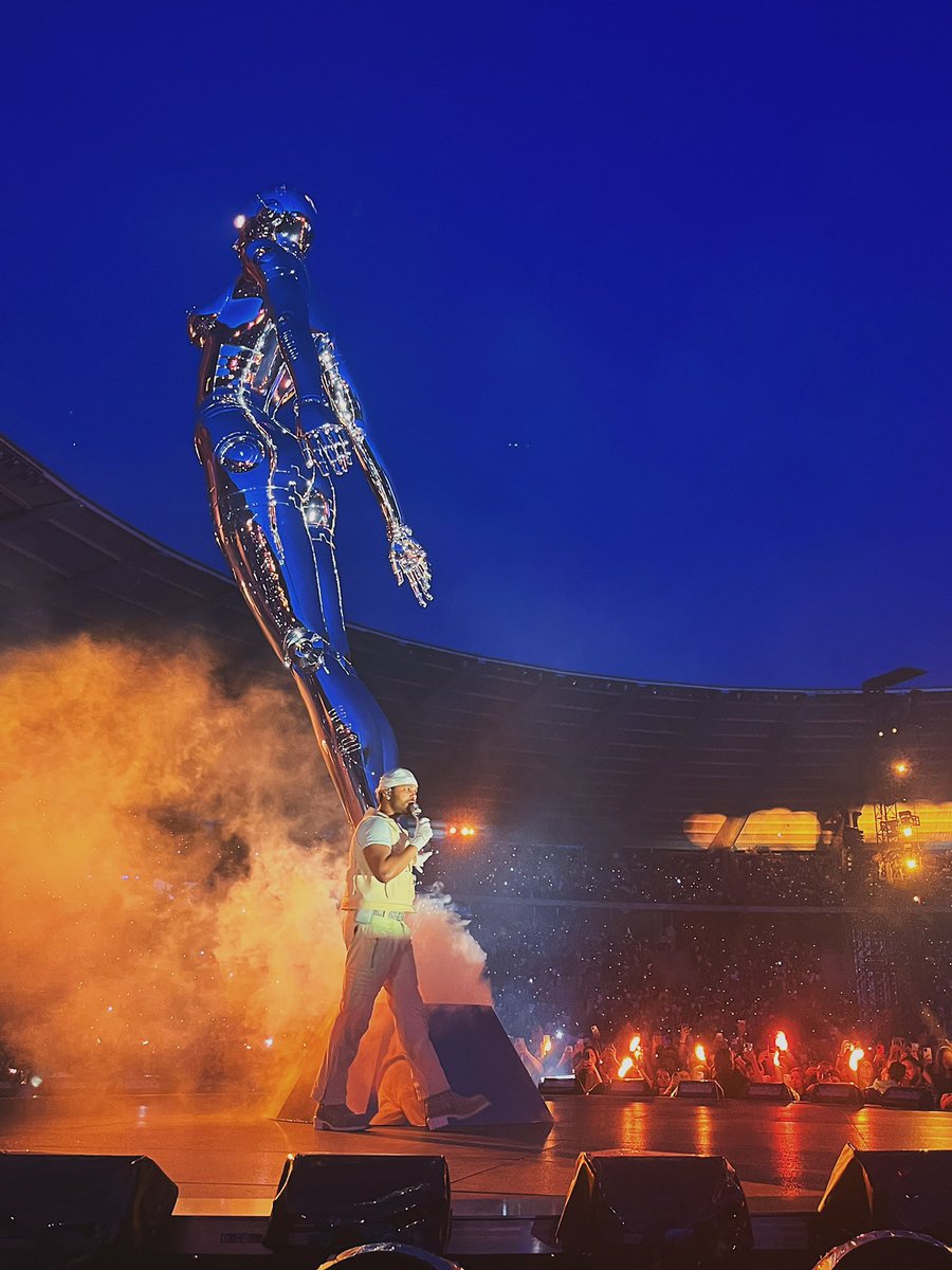 vurxil's tweet photo. @Olixviaa Brussels night 2 https://t.co/ORc2XXeP3M
