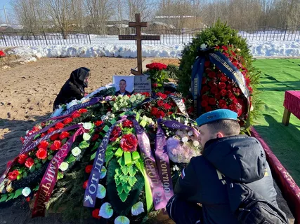 bassanets's tweet photo. Общее число военнослужащих, убитых и раненых с обеих сторон войны в Украине за полтора года, прошедшие с начала полномасштабного конфликта, приближается к 500 тысячам. Со ссылкой на неназванных представителей администрации США такую оценку даёт газета The New York Times. https://t.co/VlNL8KnHmf