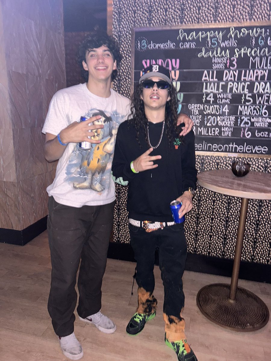 Anthony tweet media