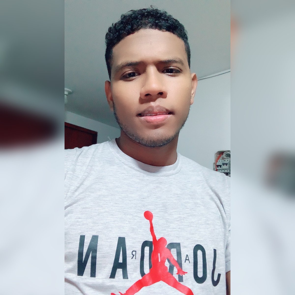 CesarNM3's tweet photo. #Repost  ayúdame a postear, https://t.co/KWKej0XQNN
