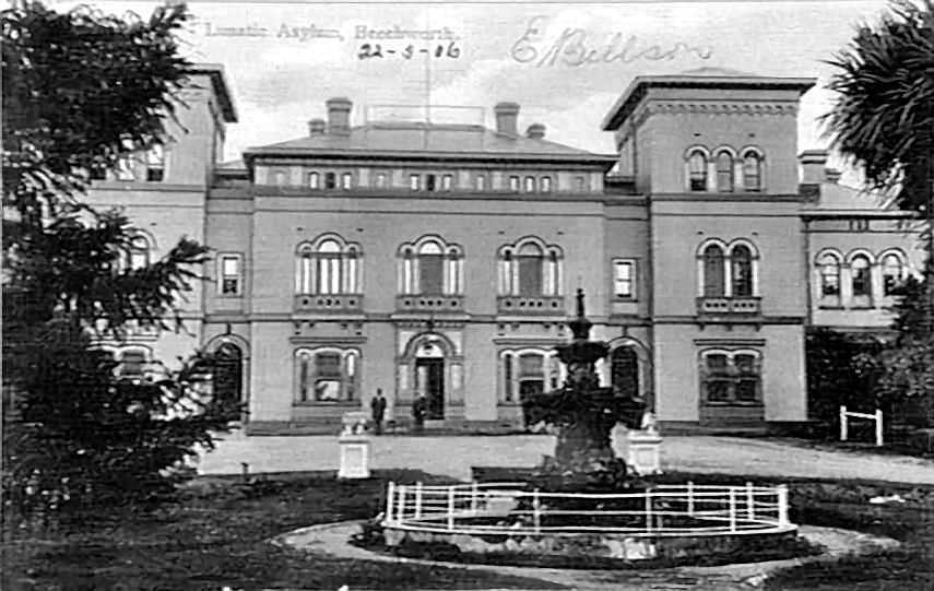 HartUvTheMatter's tweet photo. continued) Random photos of #OldWorld buildings I collected because I liked them: https://t.co/jYy7l4a6pR