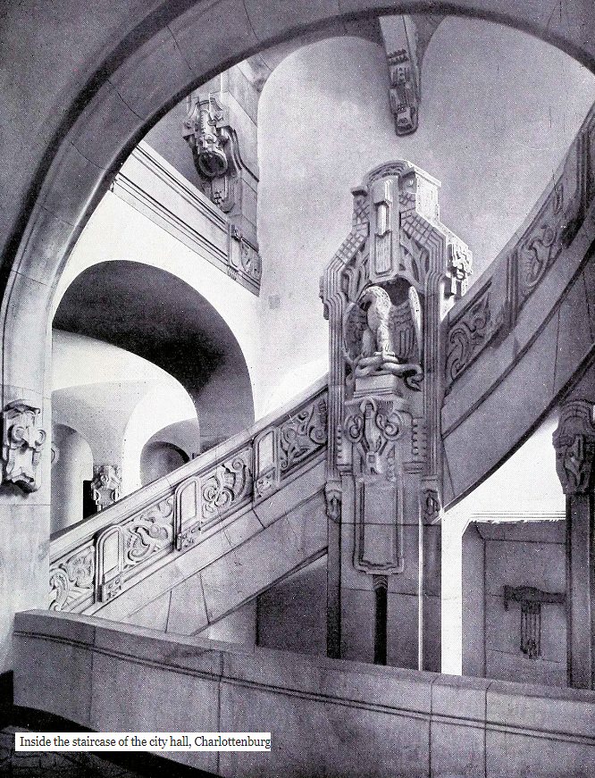 HartUvTheMatter's tweet photo. continued) Random photos of #OldWorld buildings I collected because I liked them: https://t.co/jYy7l4a6pR