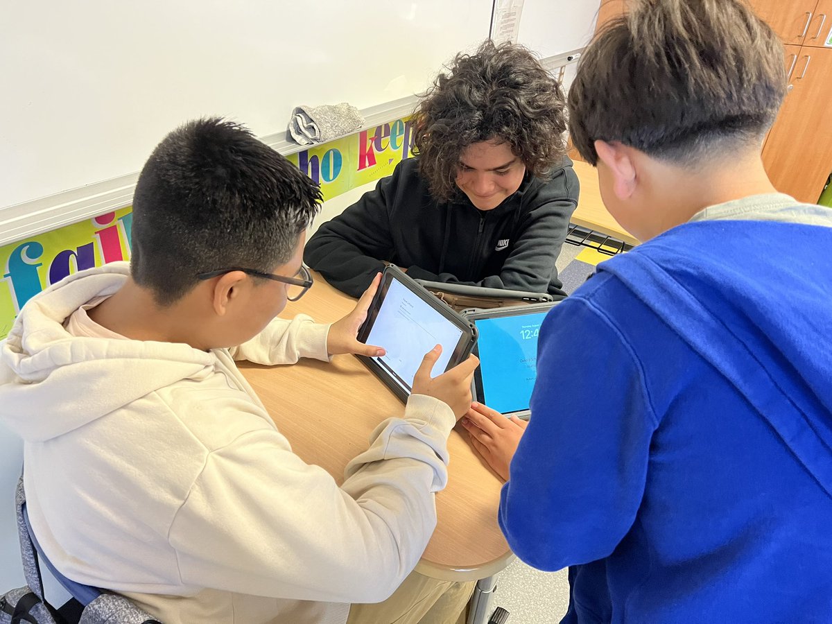 Curren School tweet media