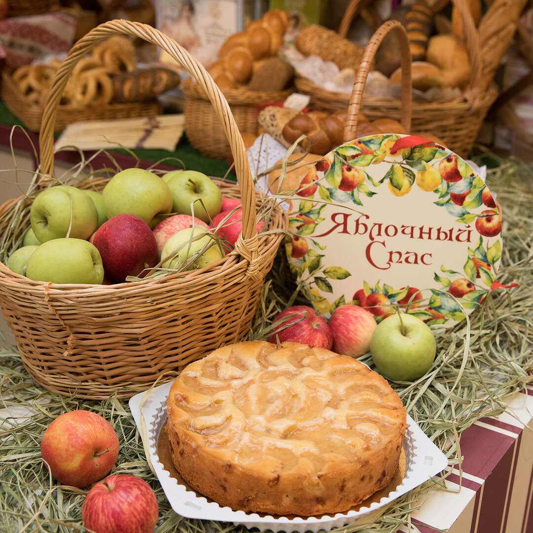 Να-Τα-Λι-Я tweet media