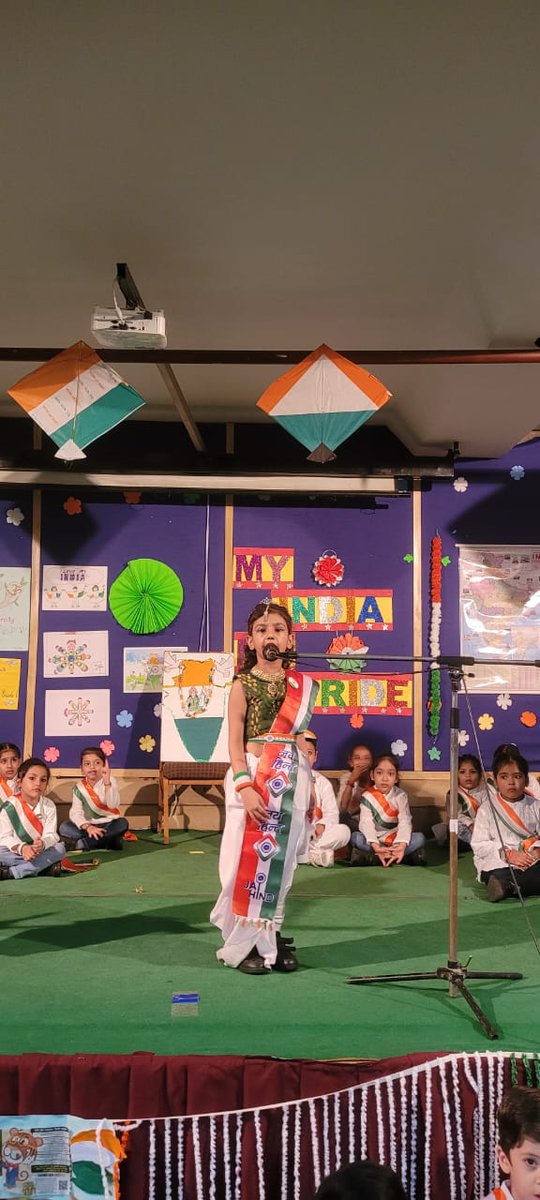 mapsavschool's tweet image. “Dont search for anything except peace. Try to calm the mind. Everything else will come on its own —Baba Hari Das
@mapsavschool #classassembly #class1a #proudtobeanindian #theme #Loveforourcountry #100%participation