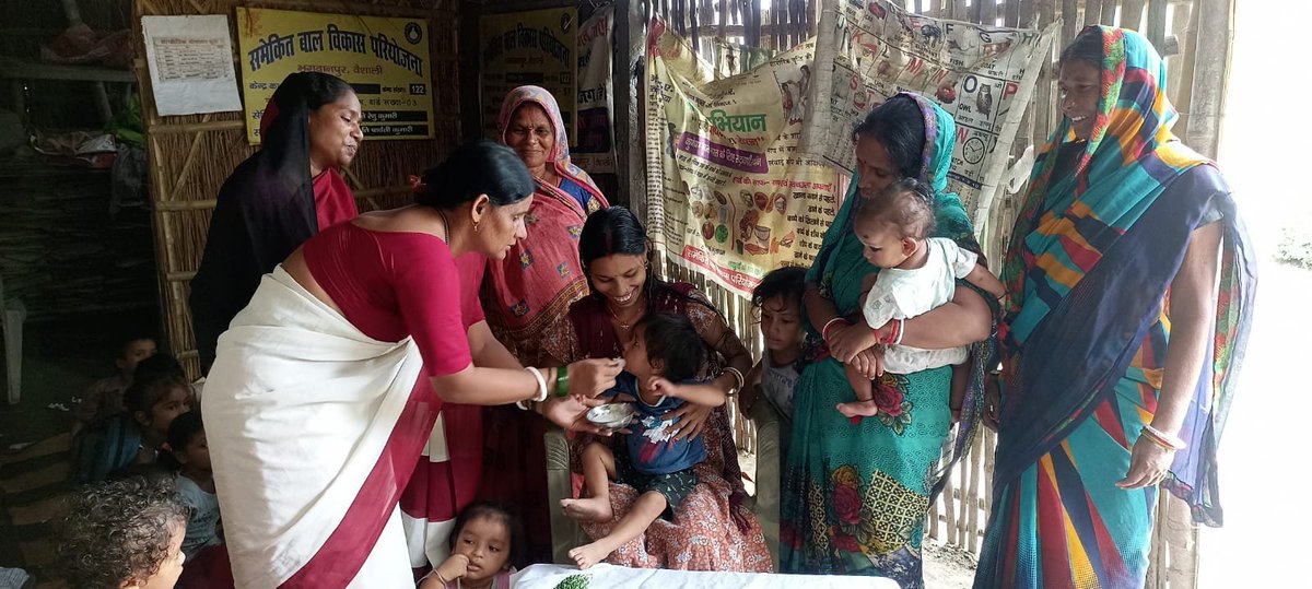 neelmani1305's tweet image. #AnganwadiDidi celebrating #Annaprashan to promote #ComplementaryFeeding!
Let's all work together to ensure that all babies have access to nutritious complementary food because nutrition is solution.
@IcdsDirectorate @Rahulkumar_IAS children of Bihar need @brlps_jeevika support.